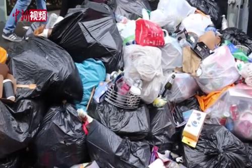 英國愛丁堡清潔工罷工 街頭垃圾成堆