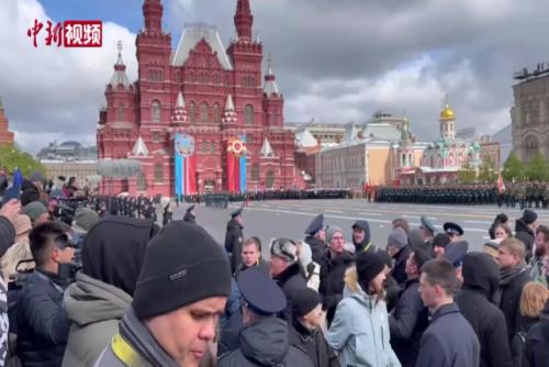 实拍阅兵仪式前的莫斯科红场