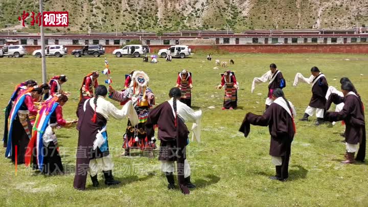 快来看西藏古老的直孔普堆巴宣舞 