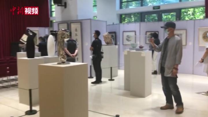 “美的伙伴——中国美术馆同仁美术作品展”开幕
