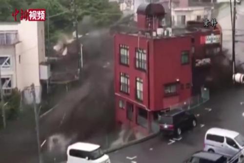 日本静冈泥石流致22人遇难5人失踪