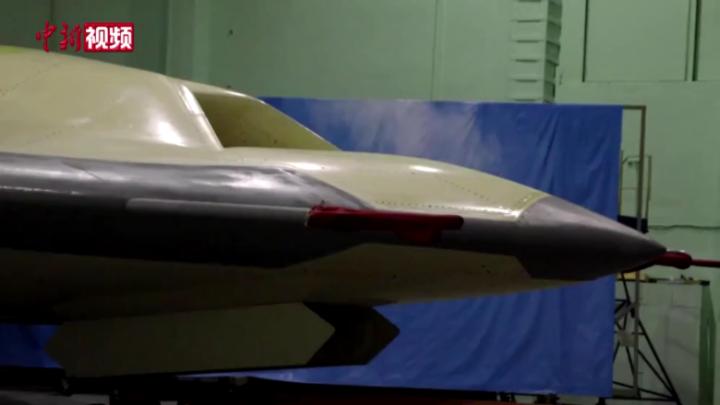 俄國防部公布首架S-70“獵人”無人機樣機