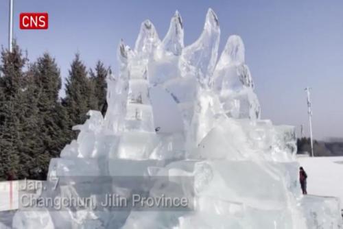 Ice sculptures in Changchun built to welcome Winter Olympics