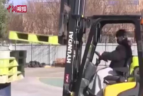 韓國青年扎堆學叉車