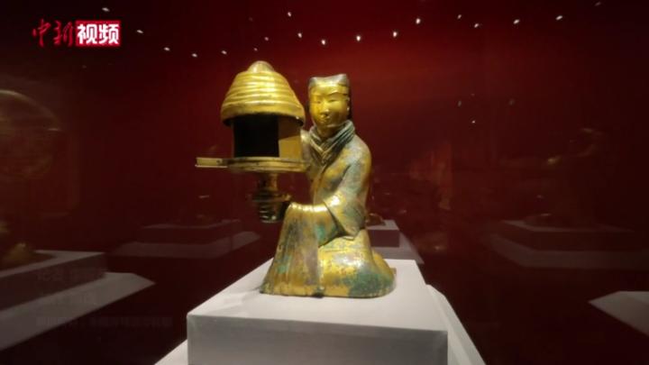 故宫博物院开年大展 众多“国家宝藏”诠释“何以中国”
