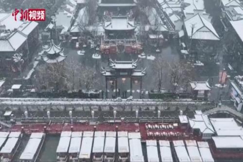 白雪覆盖南京夫子庙