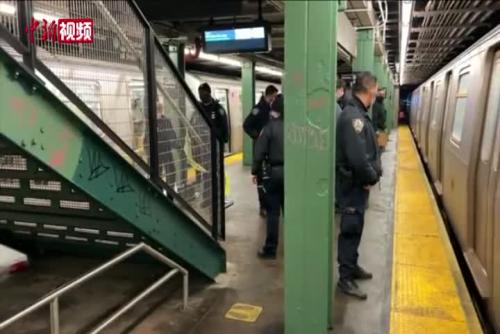 纽约市长宣布“清理”地铁流浪汉