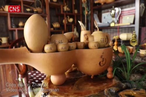 Man creates 'gourd kingdom' of tea sets