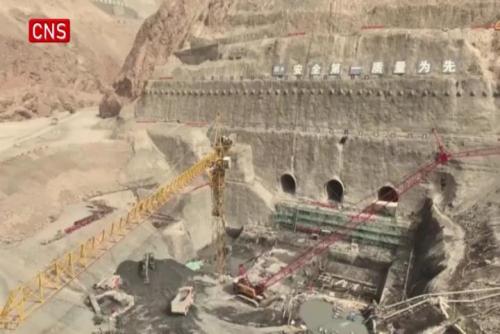 Dashixia Water Control Project under construction in Xinjiang