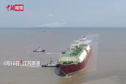 巨型液化天然气运输船抵达如东洋口港