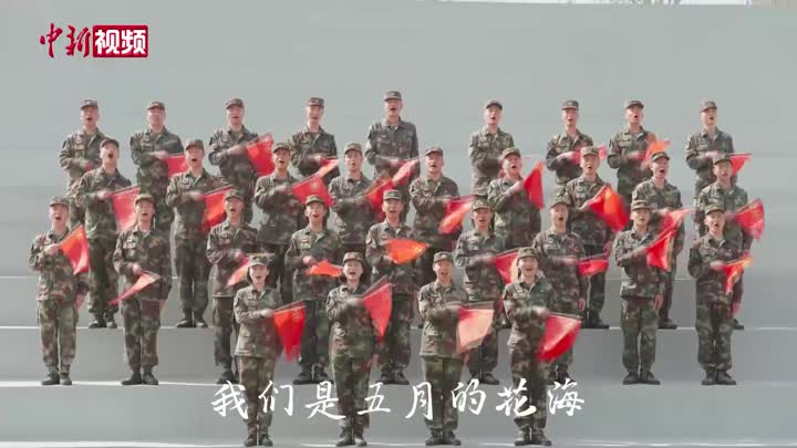 火箭军青年官兵唱响《光荣啊中国共青团》