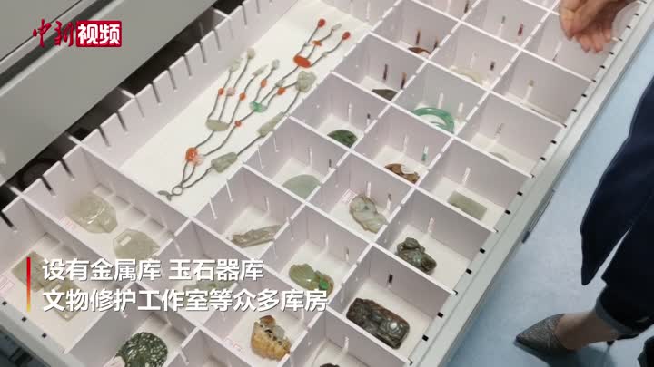 长沙博物馆首次开放文物库房