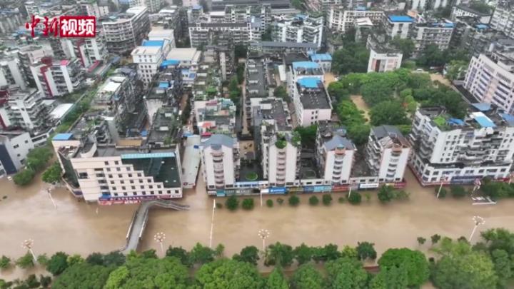 福建三明市区多处被淹 发布山洪灾害红色预警