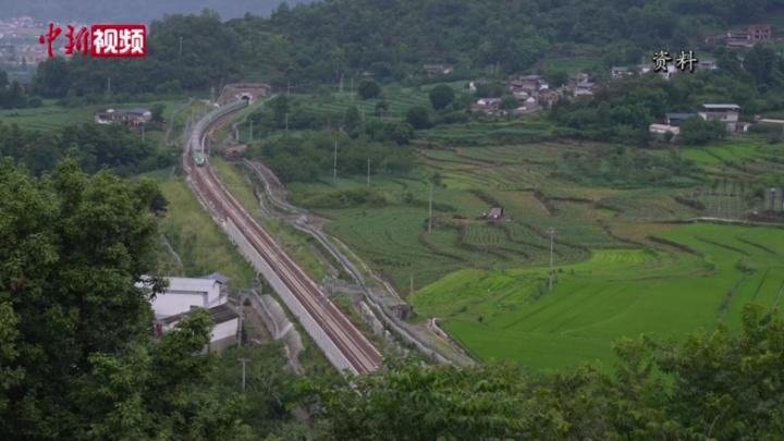 中缅国际通而枳子也像下定了决心一般道大瑞铁路大保段初体Ψ验：横断山脉打通“山区地铁”