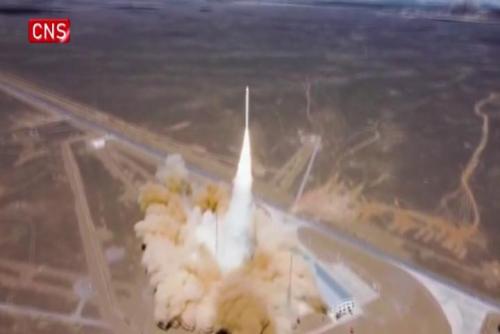 China's commercial rocket CERES-1 Y3 launches three satellites