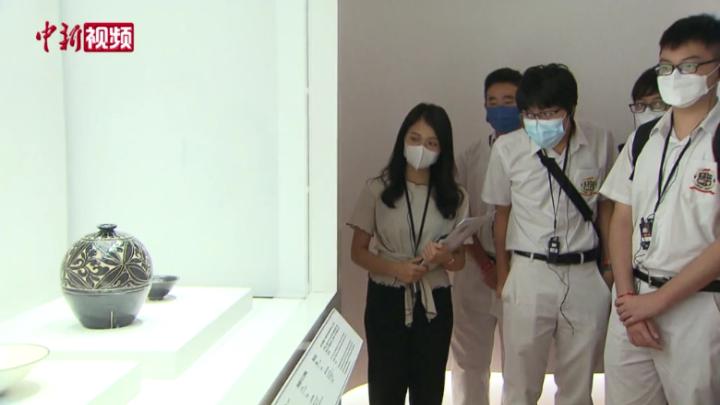 香港故宫文化博物馆办工作坊 让学生触摸文物学历史