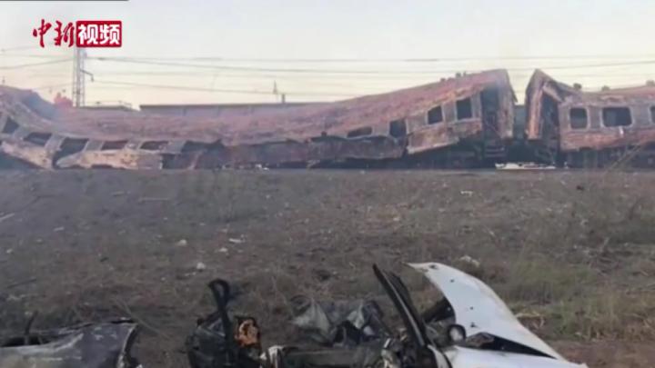 泽连斯基：乌克兰一火车站遭俄导弹袭击22人死亡