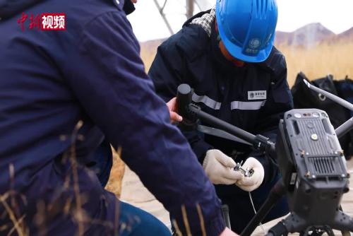 甘肅甘南：無人機助陣高海拔地區特高壓大動脈檢修 