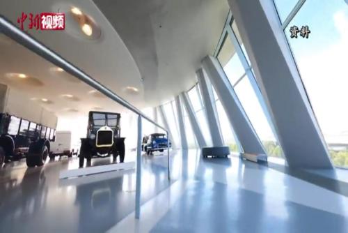 德国奔驰博物馆：可看到工业革命早期汽车
