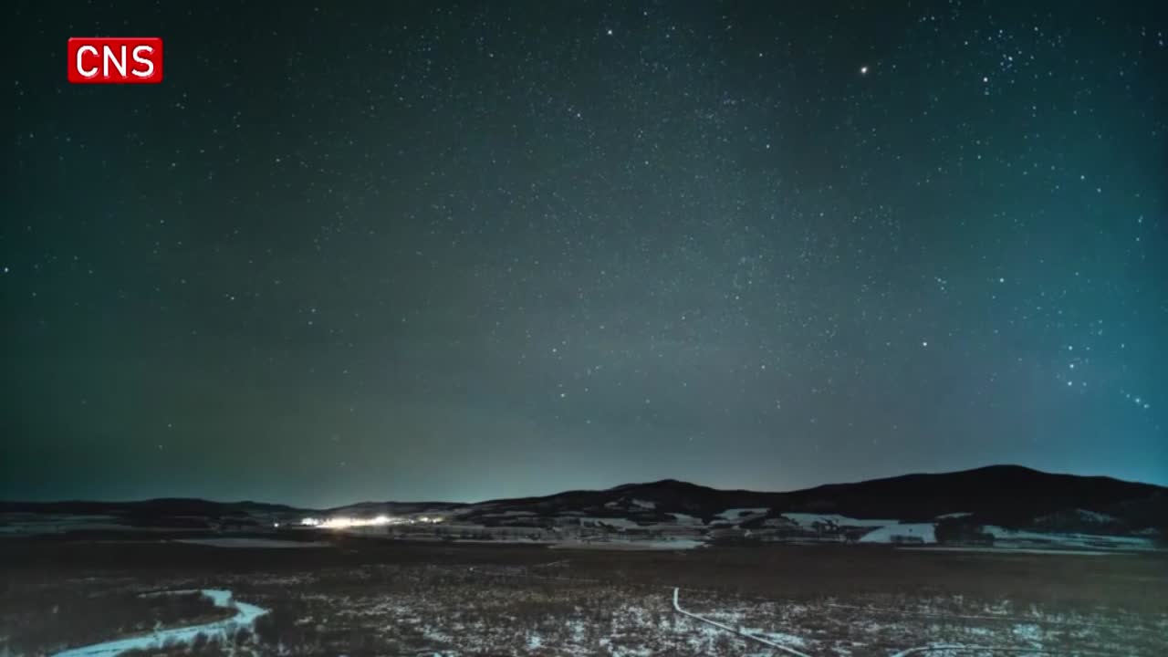 Stunning time lapse of Geminid meteor shower at its peak