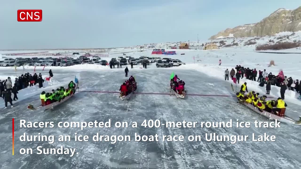 Ice dragon boat race adds fun in winter