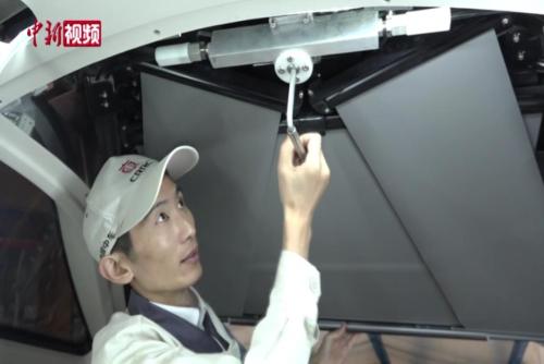 全国人大代表李文龙：全面提升工人综合素质 传承“工匠精