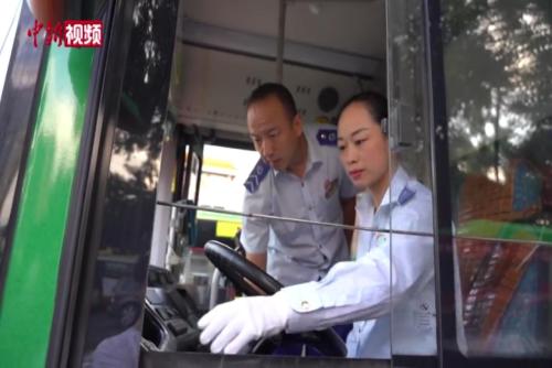 广西柳州公交“送考”近二十载
