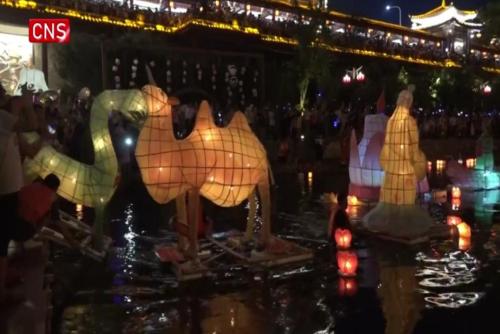 Traditional Ethnic River Lantern Song Festival celebrated in Guangxi