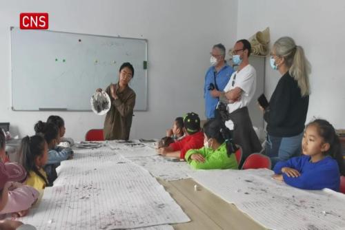 International experts and scholars visit Mass Art Museum in China's Tibet