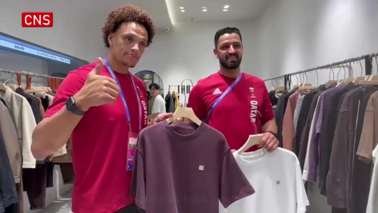 Qatari athletes go on a shopping spree during Hangzhou Asian Games