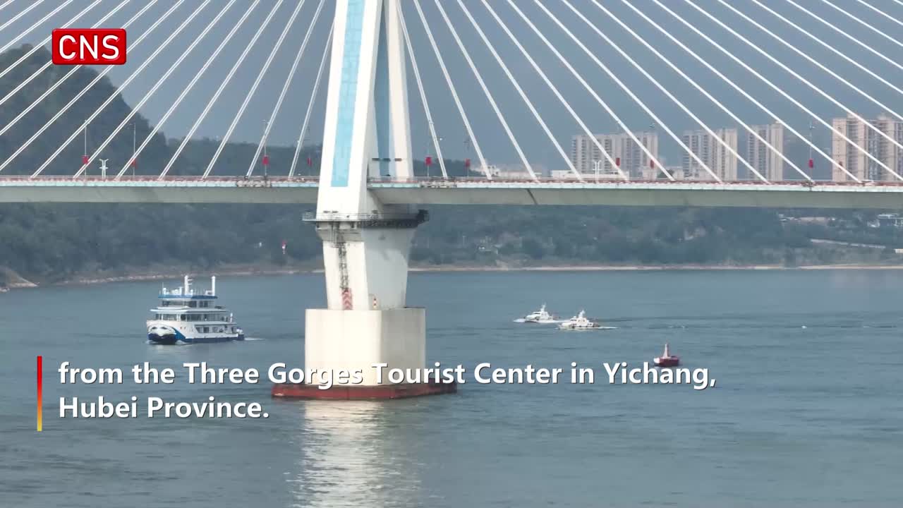 China's first hydrogen-powered ship sets sail