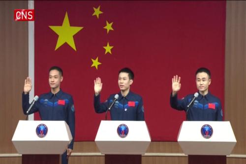 Meet China's youngest astronaut crew of Shenzhou-17 mission