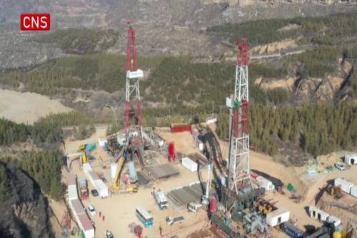 China discovers first 110-billion-cubic-meter deep coalbed methane field