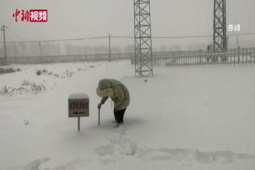 內蒙古多地遭遇暴雪天氣