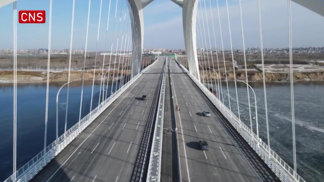 Beijing-Xiongan Expressway fully opens to traffic