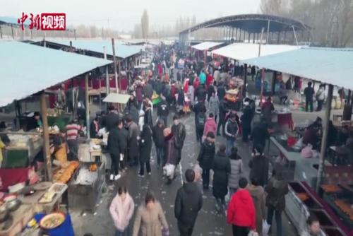 新疆乌什县震后首个周末巴扎开市