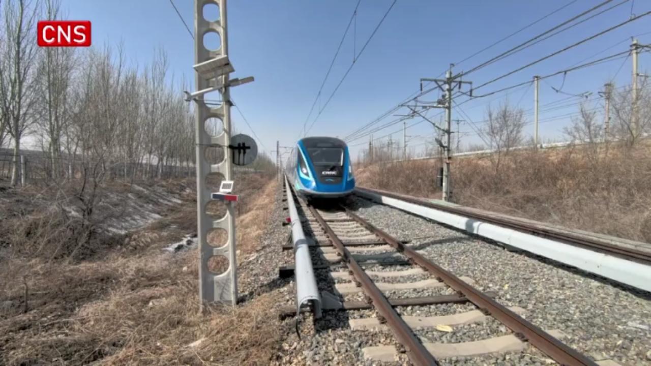 World's first hydrogen-powered city train completes operational test in Jilin