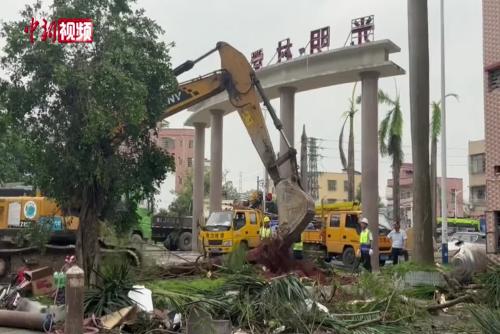 广州白云区开展龙卷风灾后恢复重建工作