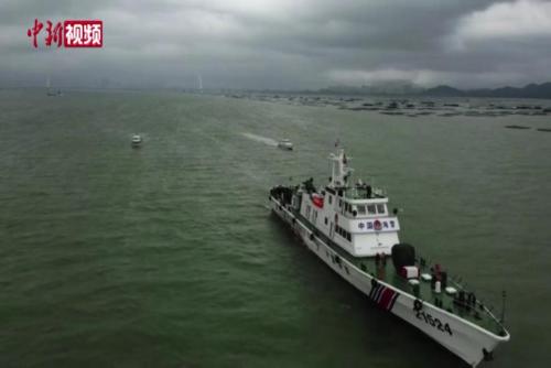 中国海警南海海域开展2024年南海伏季休渔首次同步执法行动