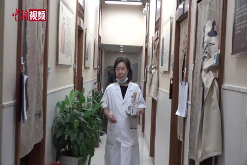 台湾女中医博士扎根大陆十余载：希望用现代科技探索并记录中医精髓