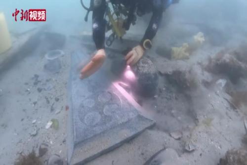考古新发现！英国沉船打捞出中世纪石碑