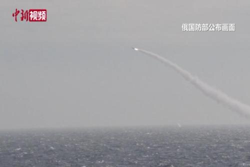 俄军核潜艇在巴伦支海试射导弹