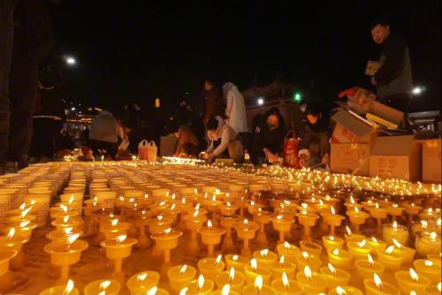 Butter Lamp Festival celebrated in northwest China's Qinghai