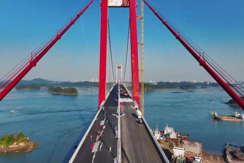 Longest cross-see bridge in Guangxi under construction