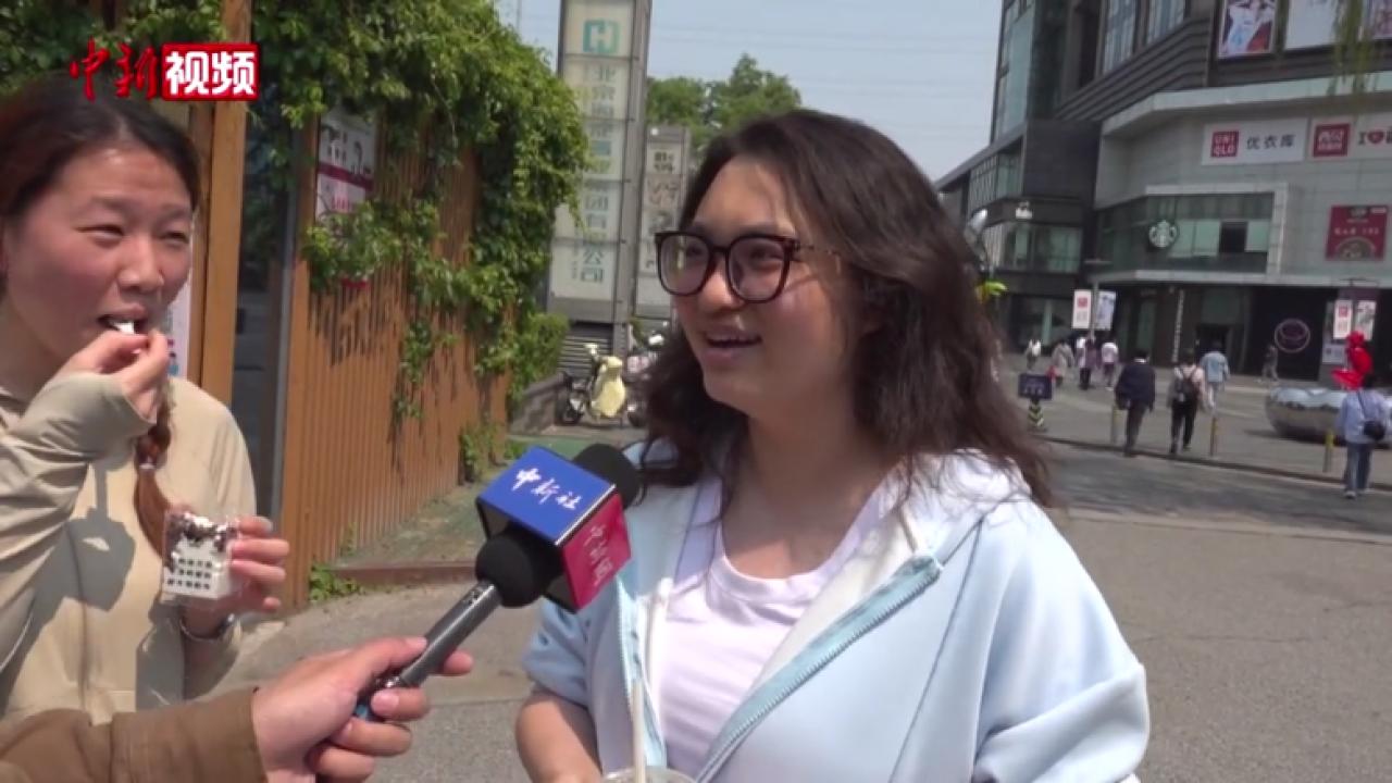 妈妈们的“十八般武艺”：为了教我写好字 她开了个书法班