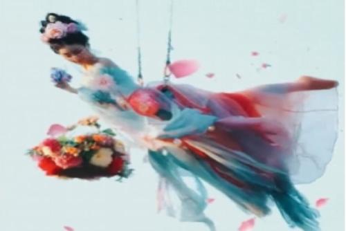 河南洛阳：“天女散花”美到看不够