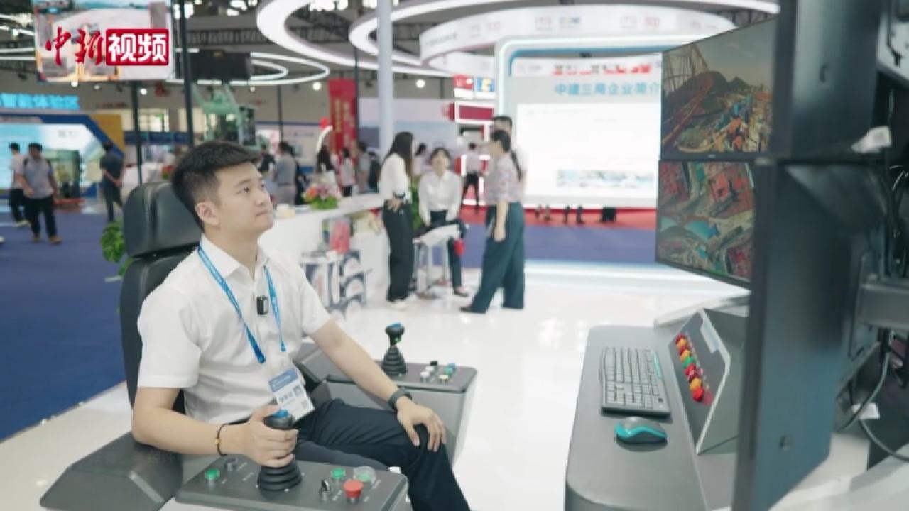 5G“牵线”塔机走下云端 让高空作业变指尖操控