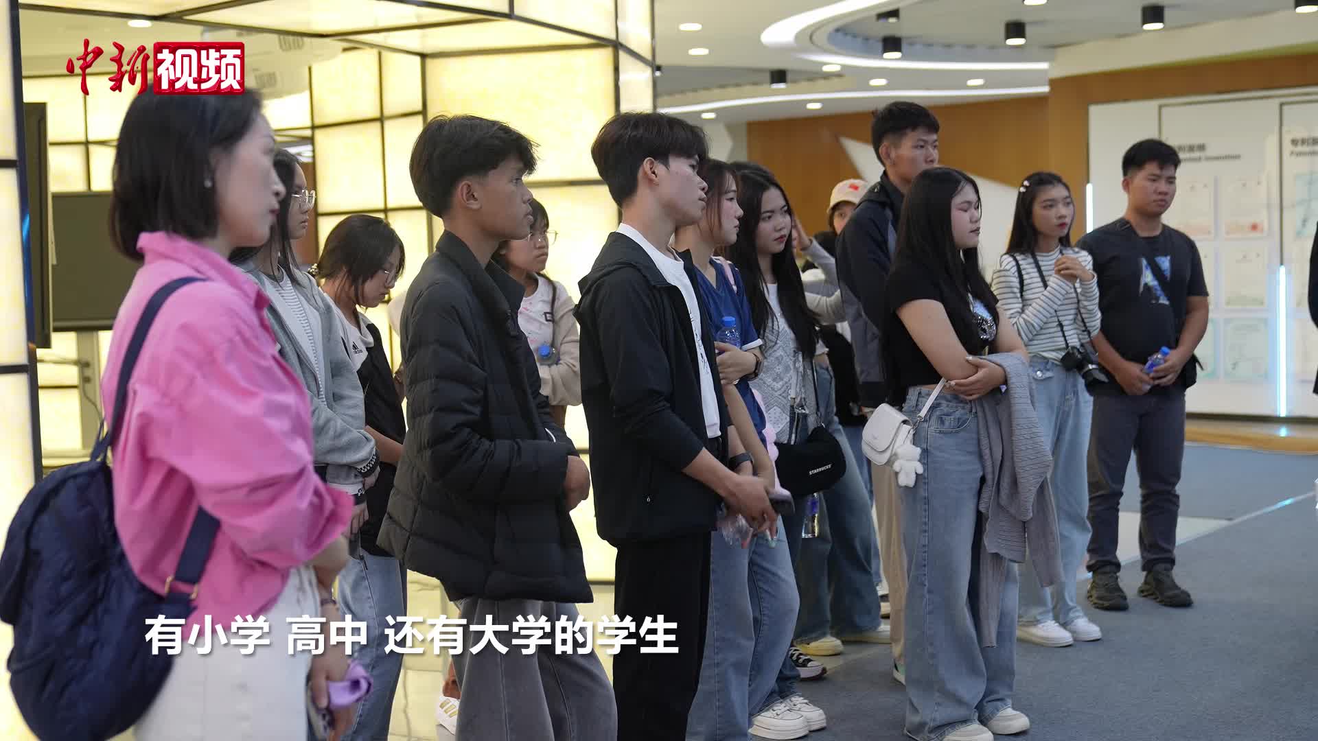 茶咖为媒 繁花作序 学中文延伸泰国学生感知云南的 “触角”