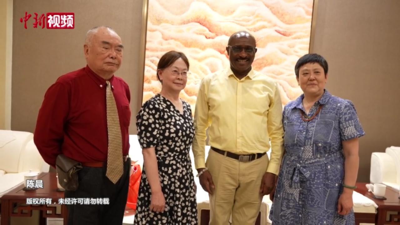 跨越26年的重逢 中非友谊续新篇