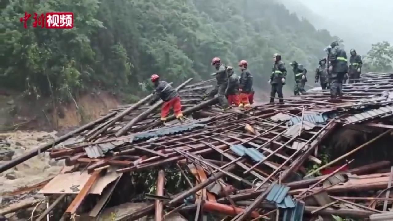 广西龙胜山洪灾害亲历者：山洪倾泻而下 房屋瞬间倒塌